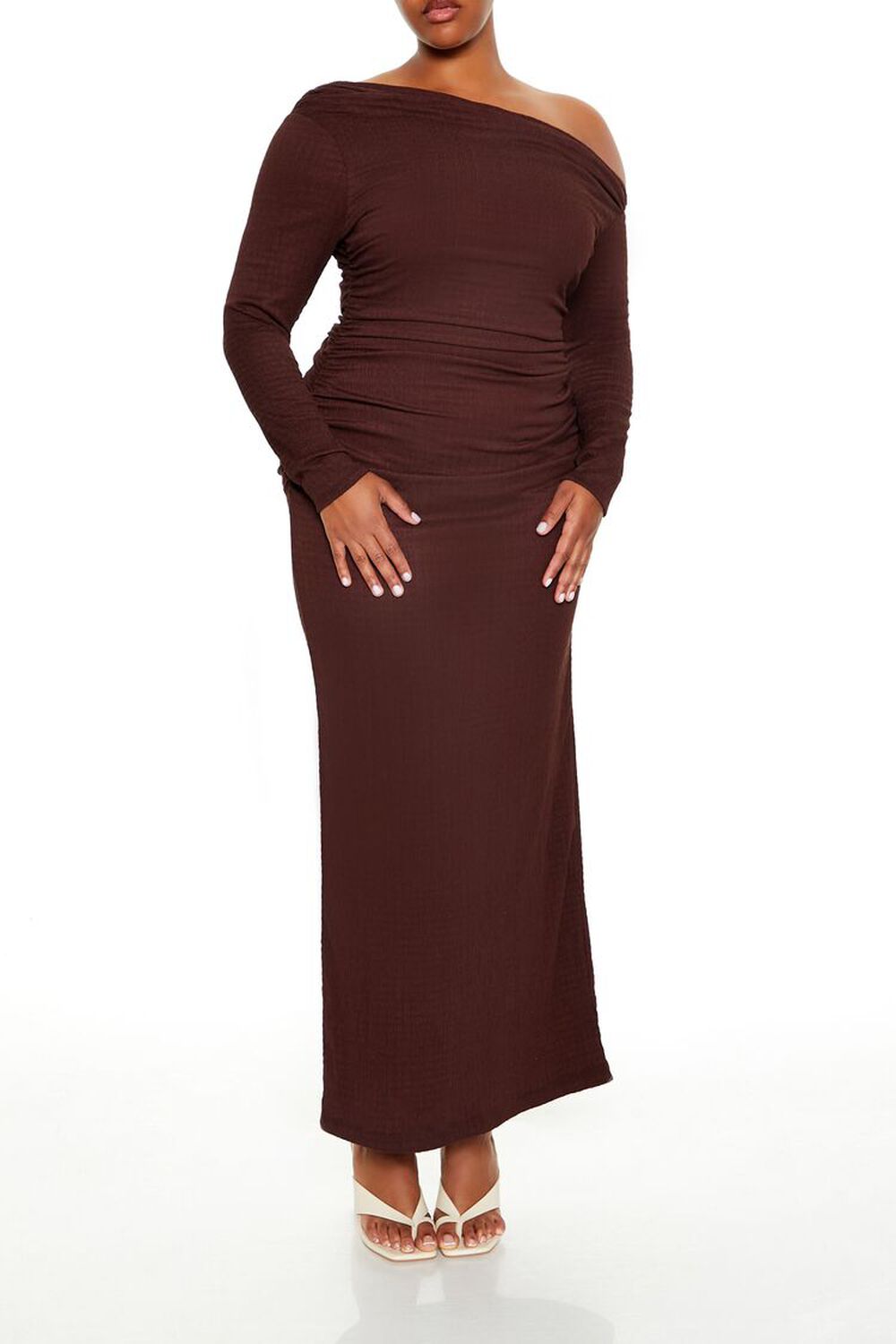 Plus Size Off-the-Shoulder Maxi Dress