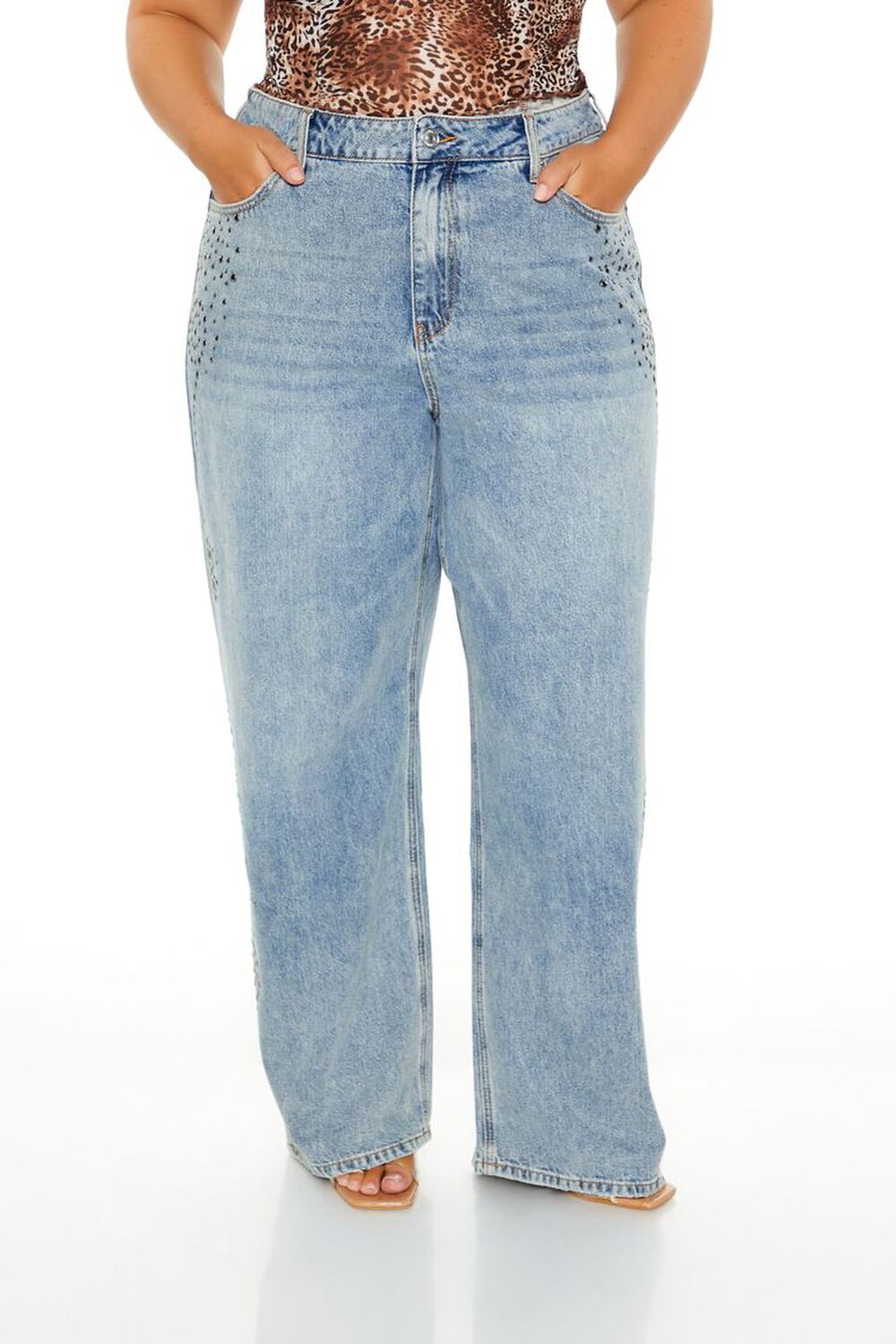 Plus Size Studded High-Rise Jeans