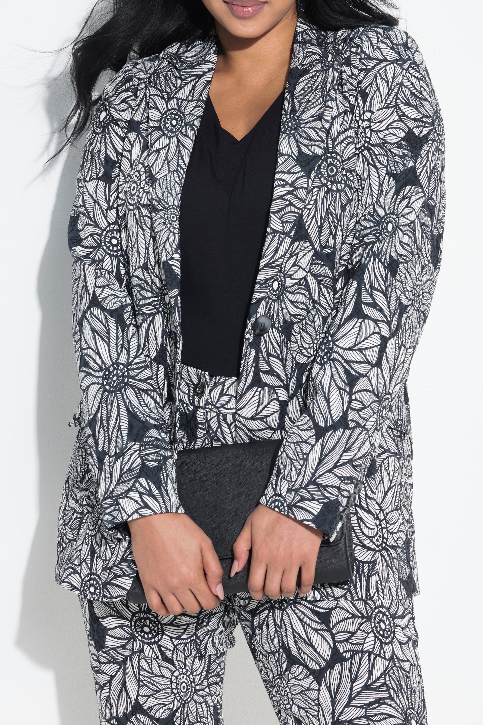 Single Breasted Fully Printed Jacket